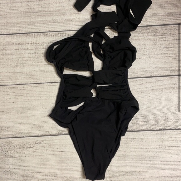 Blue Life Woodstock One Piece Swimsuit Black XS - Picture 5 of 5